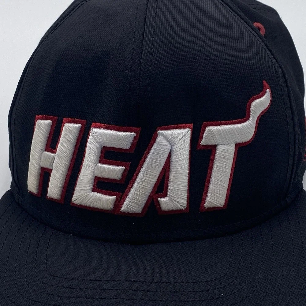 Miami Heat Hat‎ Throwback Adidas SnapBack Spellout Black Cleaned
